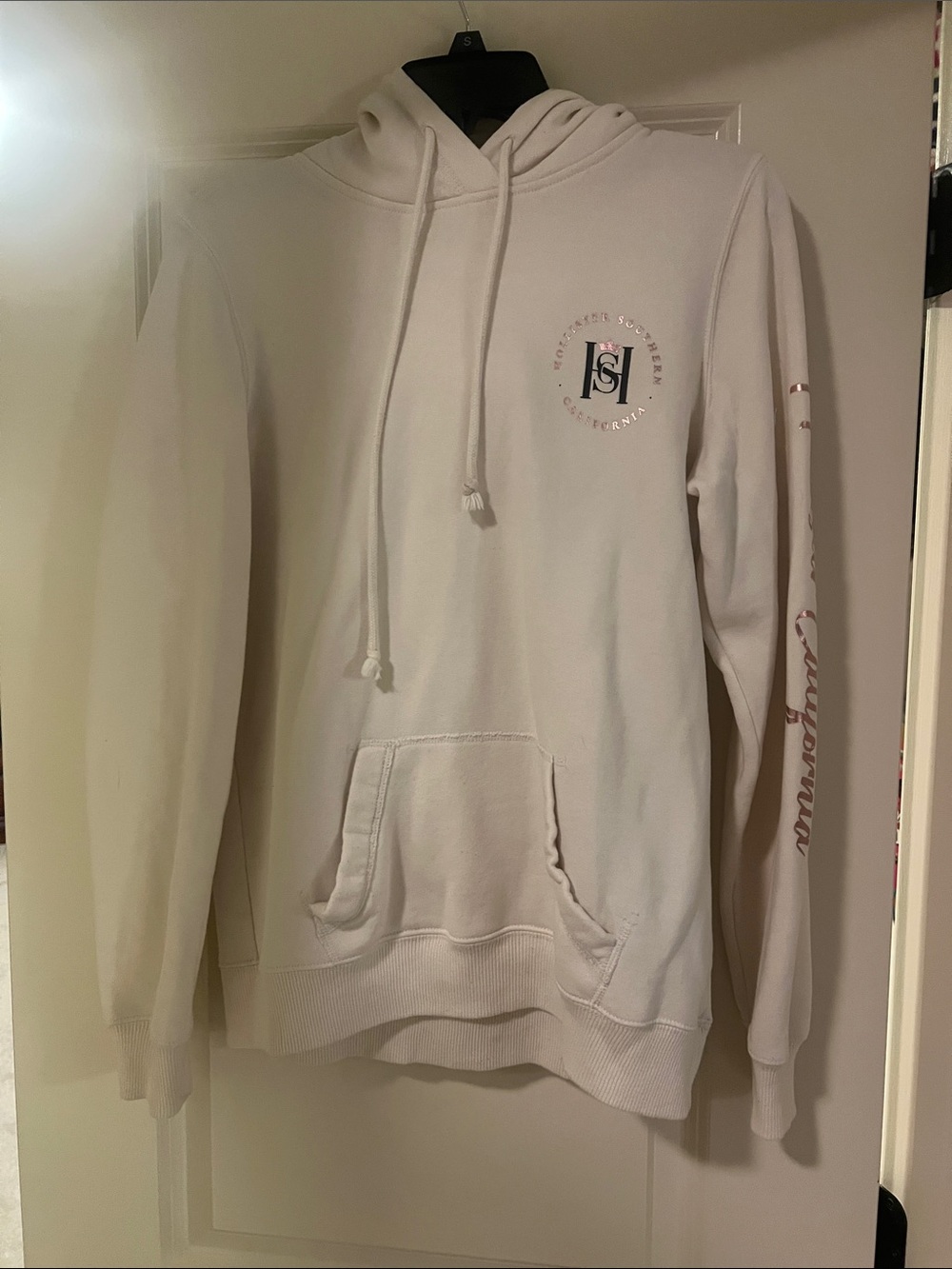 Hollister Cream Crewneck Hoodie with Subtle Logo